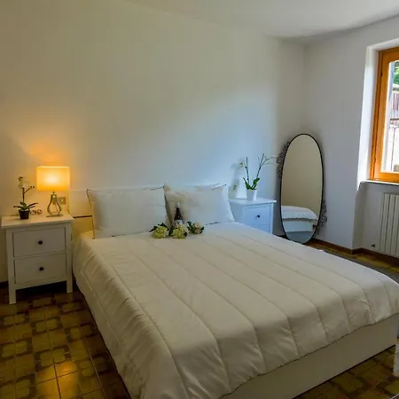 Gisazio Sleeps 4 Apartment *
