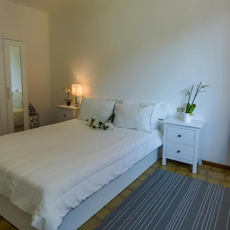 Gisazio Sleeps 4 Apartment *